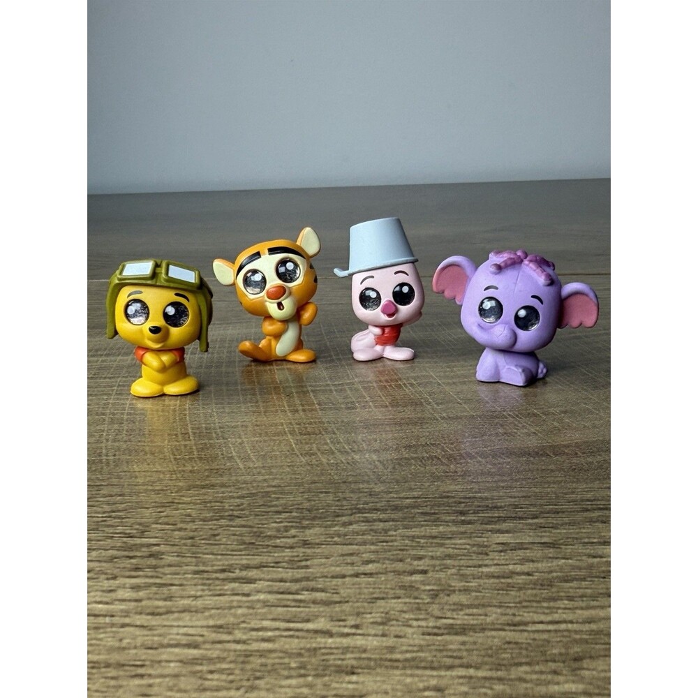 WINNIE THE POOH Disney Doorables 4 Pc Lot Series 9